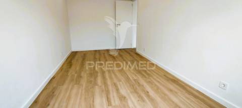 Apartamento t2 em camarate