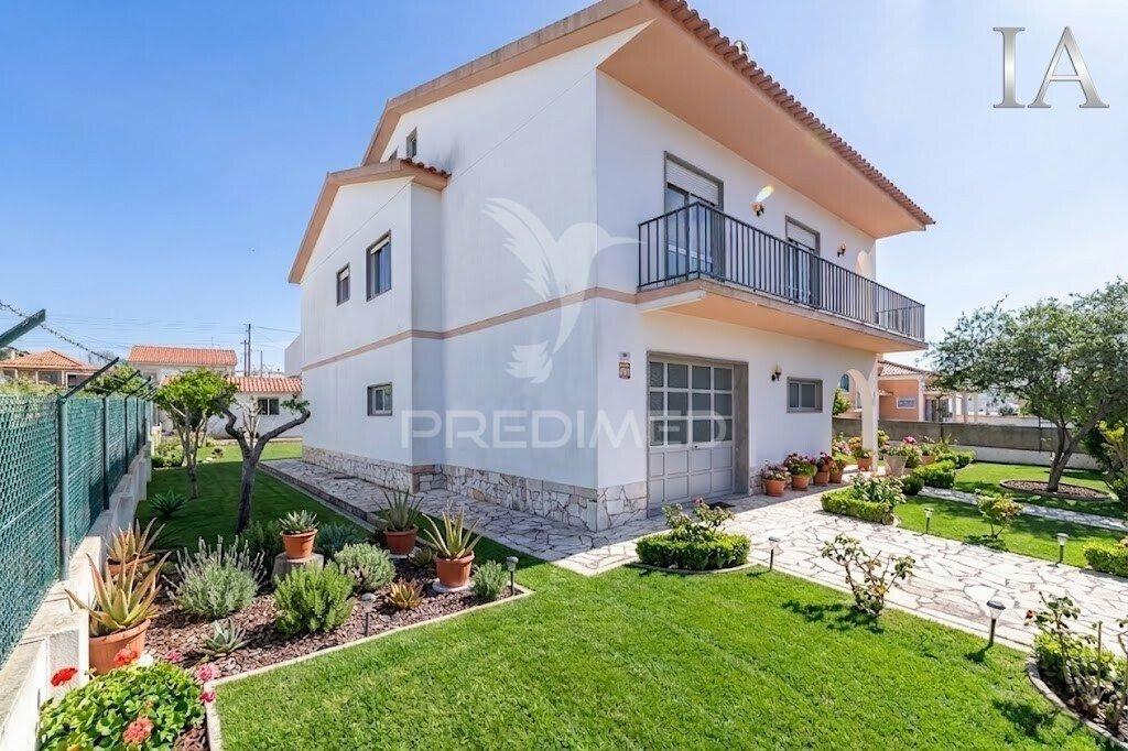 Moradia t3  em arruda dos vinhos
