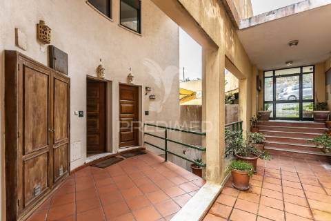 Apartamento t4 duplex || rinchoa, rio de mouro