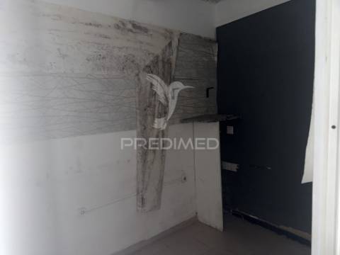 Moradia t2+2 arruda dos vinhos