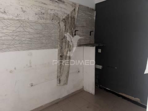 Moradia t2+2 arruda dos vinhos