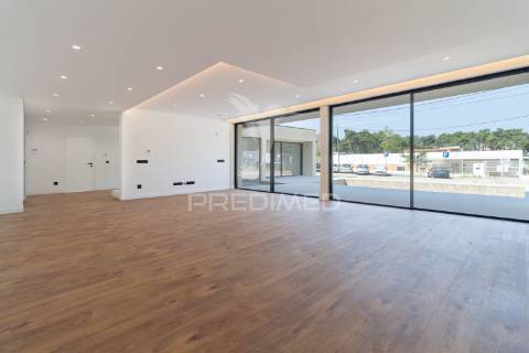 Moradia t5 contemporânea de luxo perto de lisboa