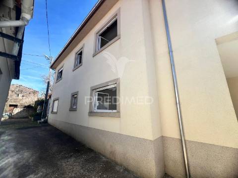 Moradia como nova
