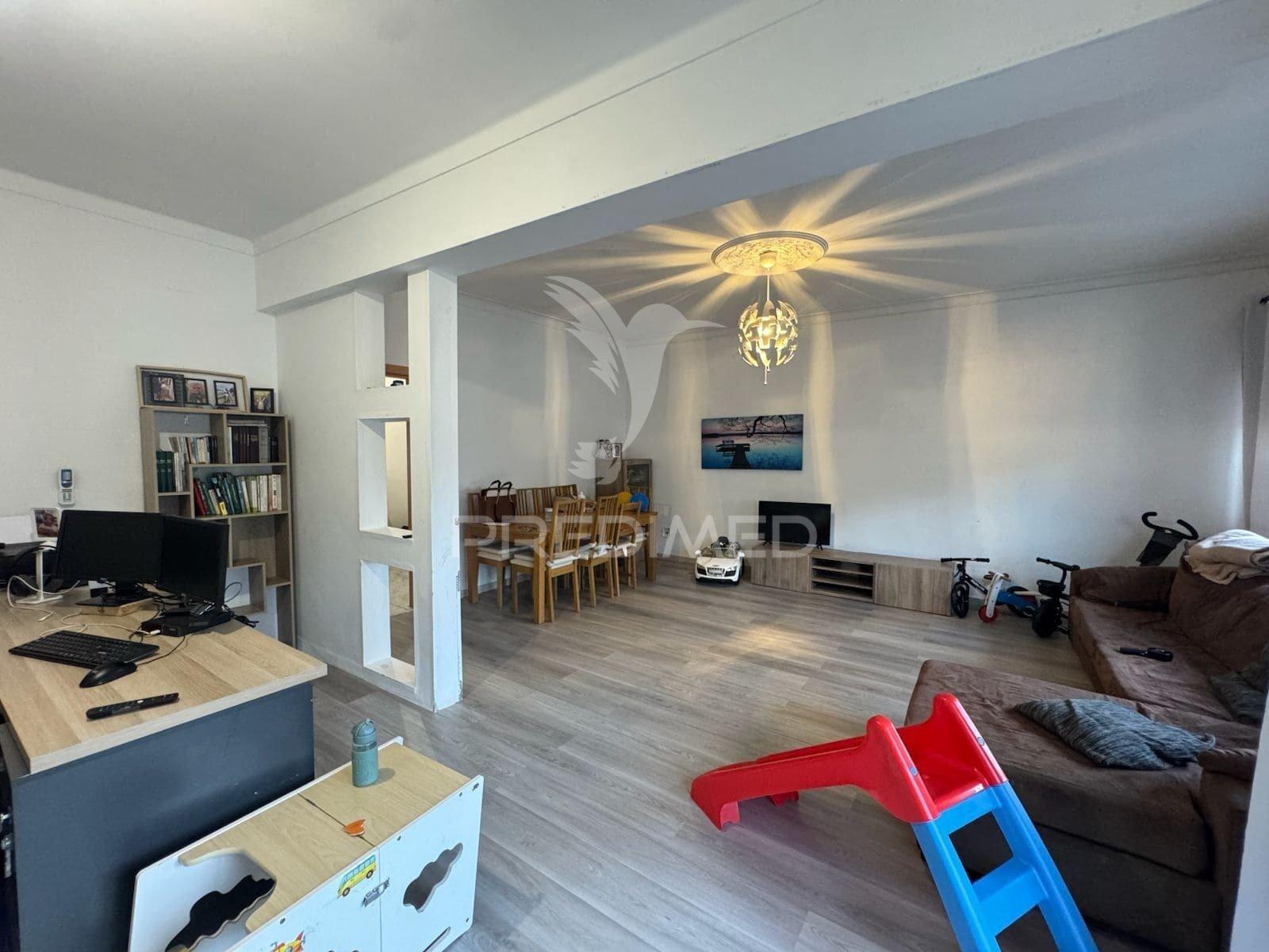 Apartamento t3 rossio ao sul tejo