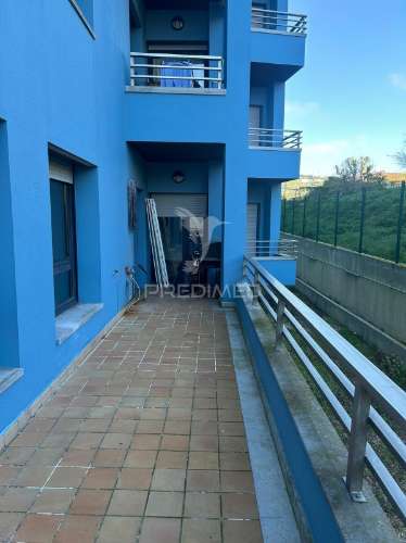 Apartamento t2  no edifício varandas da lezíria (vila franca de xira)
