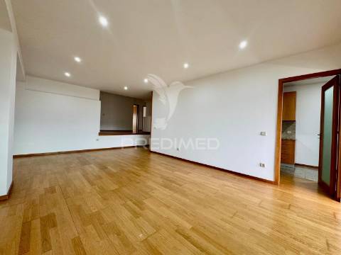 Apartamentos t3 em ponte, próximo do rio ave
