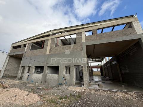 Armazéns industriais novos - seixal (venda individual ou conjunta)