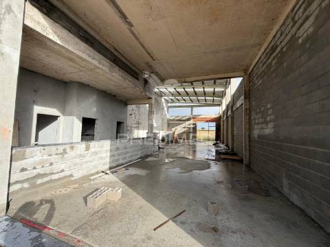 Armazéns industriais novos - seixal (venda individual ou conjunta)