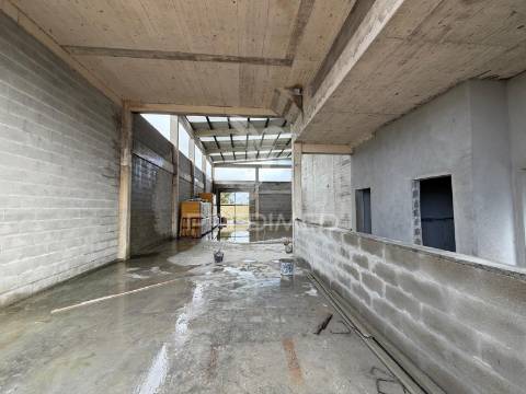 Armazéns industriais novos - seixal (venda individual ou conjunta)