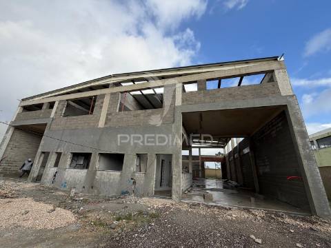 Armazéns industriais novos - seixal (venda individual ou conjunta)