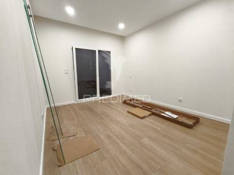 Moradia t4 térrea em palmela - oportunidade única!