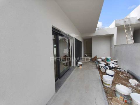 Moradia t4 térrea em palmela - oportunidade única!