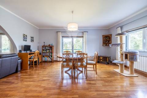 Moradia t3 + 2 em alcobaça