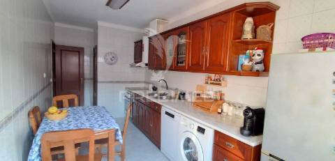 Oportunidade! apartamento t3 moita