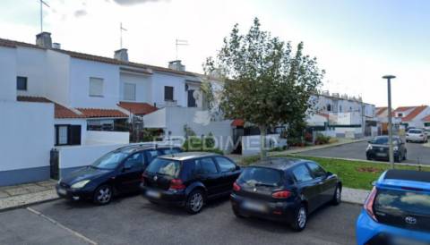 Moradia geminada t3