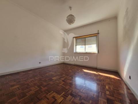 Apartamento t2 - rio de mouro