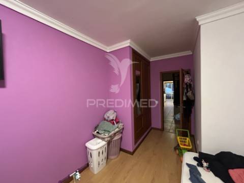 Apartamento t4 duplex em vila verde – oliveira do bairro