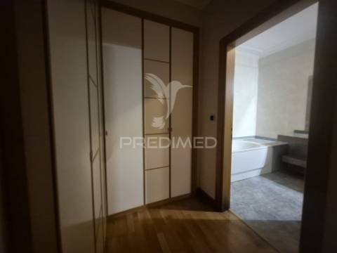 Apartamento t2 com elevadores no centro de vila franca de xira