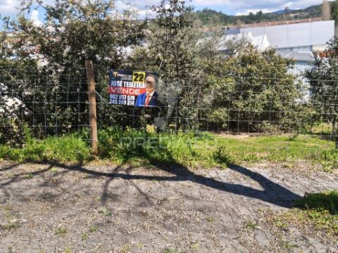 Lote urbano para construção