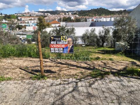 Lote urbano para construção