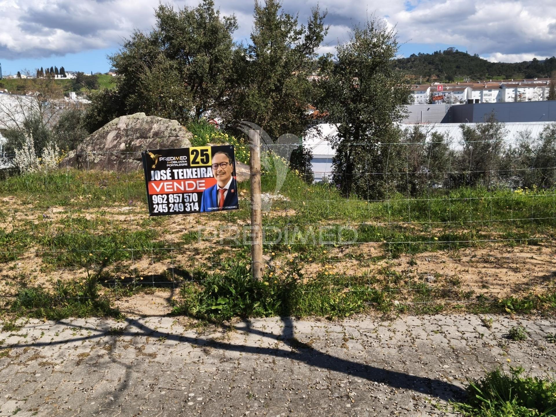 Lote urbano para construção