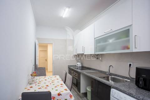 Excelente t3 linha metro laranjeiro
