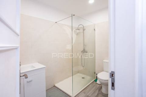 Excelente t3 linha metro laranjeiro