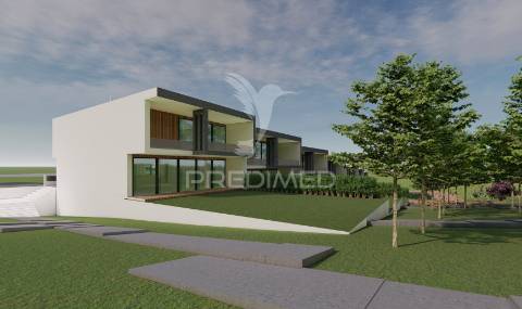Terreno para construção de condomínio fechado em loures