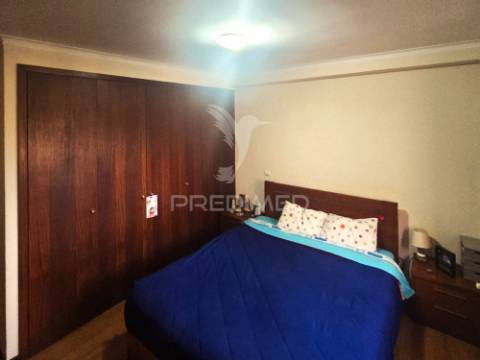 Carvalhos v.n.gaia t2 com lugar de garagem condominio fechado