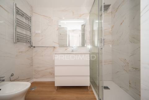 Apartamento  lisboa t3 gemini remodelado