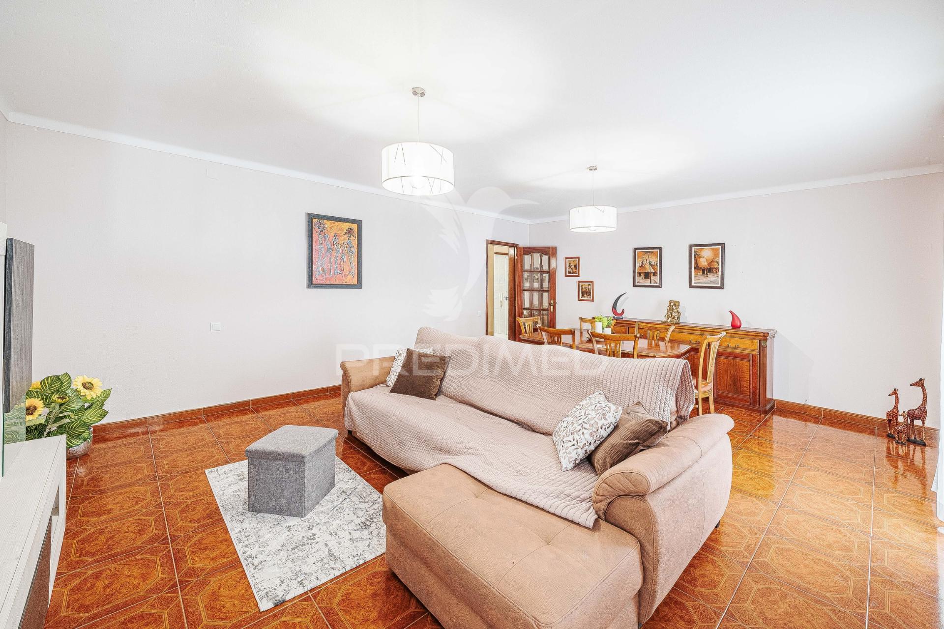 Apartamento t5 | mira sintra | arrendamento