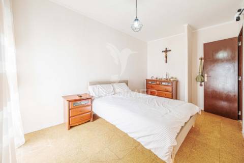 Apartamento t5 | mira sintra | arrendamento