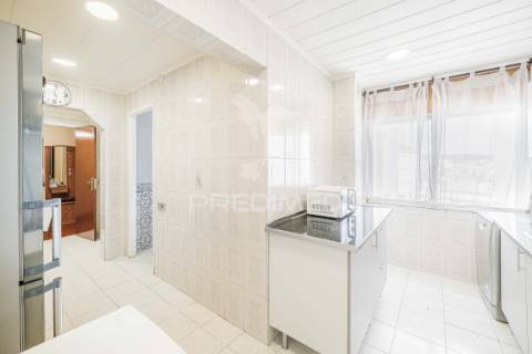Apartamento t5 | mira sintra | arrendamento