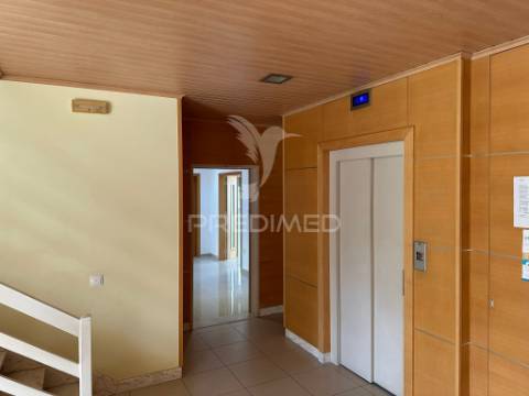 Apartamento t2 em castelo branco