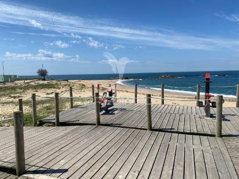Arrenda-se t1+1 matosinhos agudela