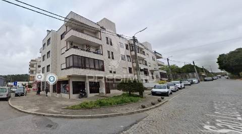 Agende a sua visita t2 recuado em vilar de andorinho