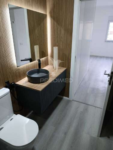 Arrenda se t3 renovado liceu/setúbal