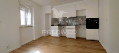Apartamento t2 no forte da casa