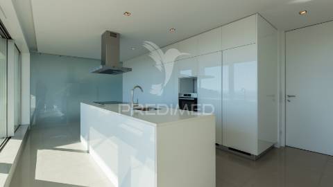 Penthouse t4  nas antas, porto