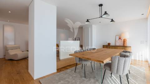 Penthouse t4  nas antas, porto