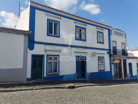 Prédio urbano - beja