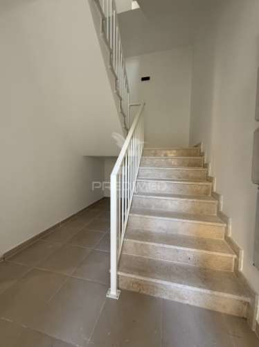 Apartamento t2 novo com garagem no centro de alcanena