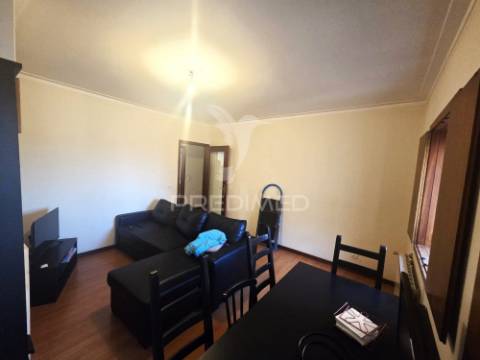 T2 carvalhos  vila nova de gaia  com garagem