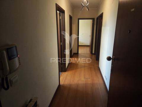 T2 carvalhos  vila nova de gaia  com garagem