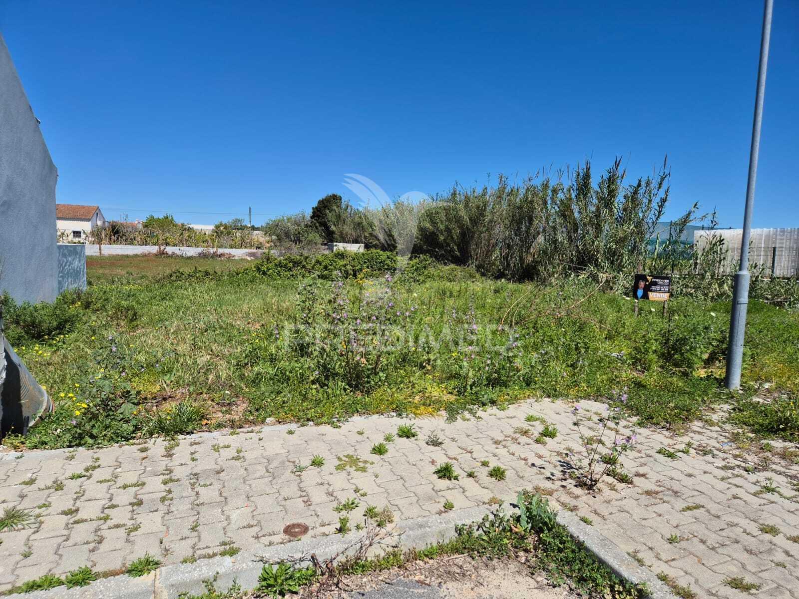 Lote de terreno com projecto aprovado para moradia térrea,odemira.