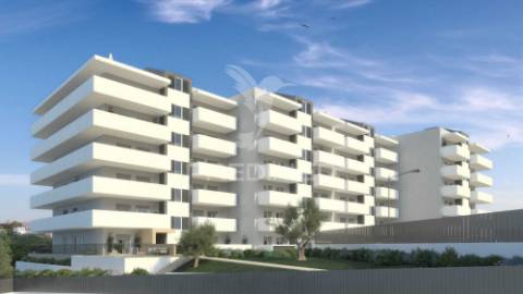 Domus – t2+1 com piscina em condomínio privado