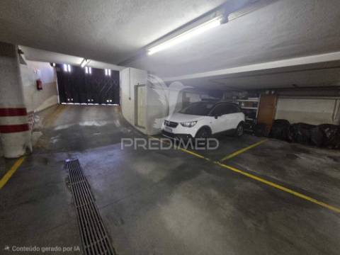 Investidores t1 com lugar de garagem!