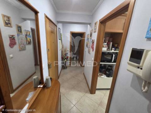 Sta. maria de lamas: t1 com lugar de garagem! oportunidade