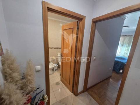 Sta. maria de lamas: t1 com lugar de garagem! oportunidade