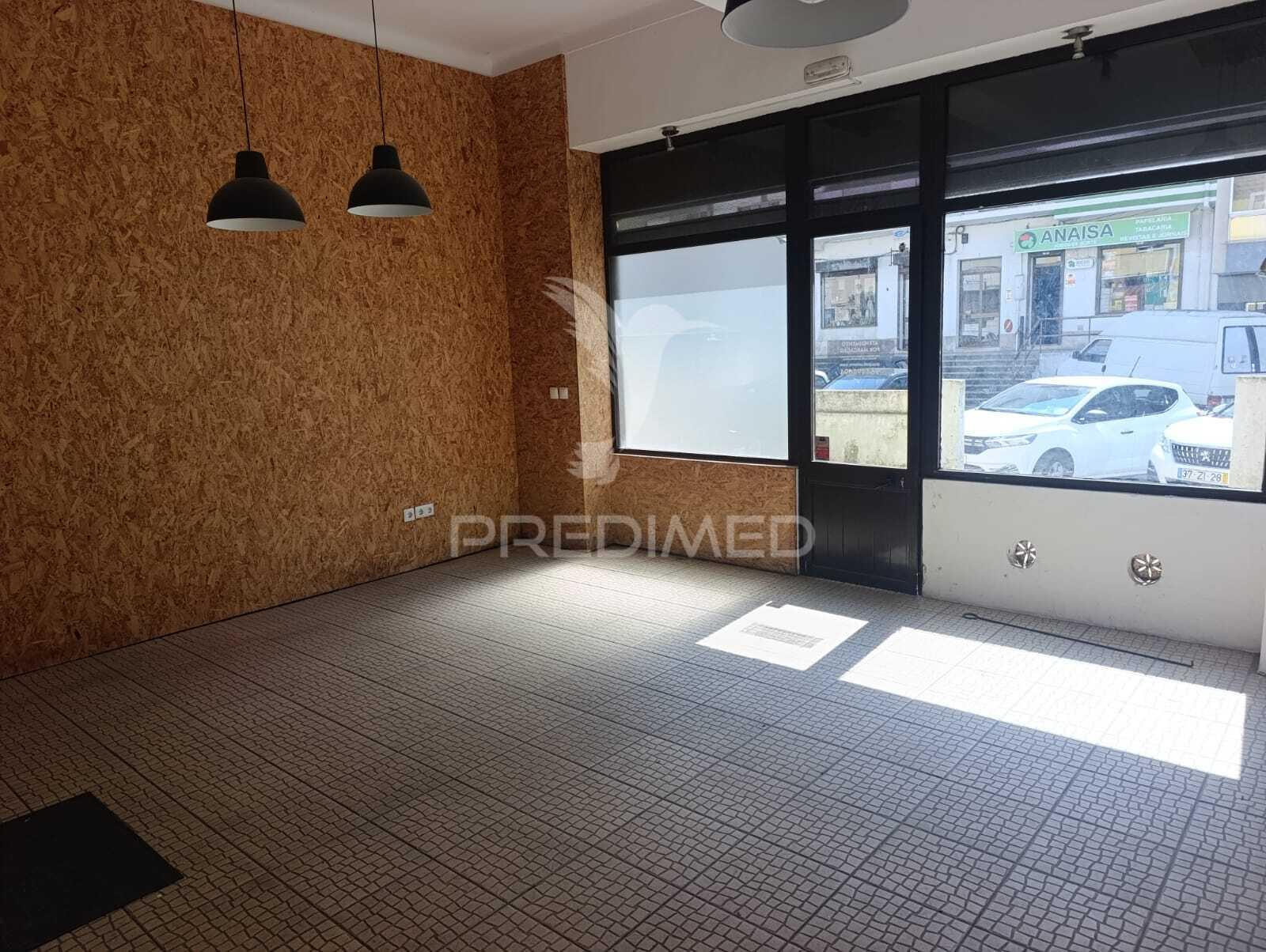 Arrenda-se »» apartamento / loja t1 – r/c  *  zona central de setúbal | elevado movimento